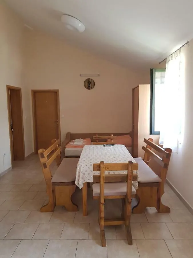 Apartment Lavanda Starigrad Paklenica